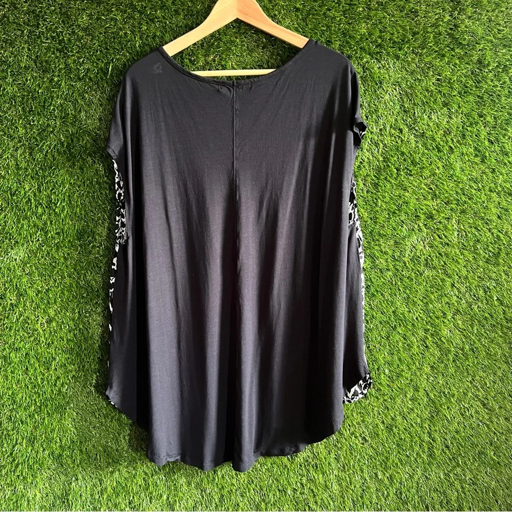 Sejour Animal Print Silky Top Plus Curvy